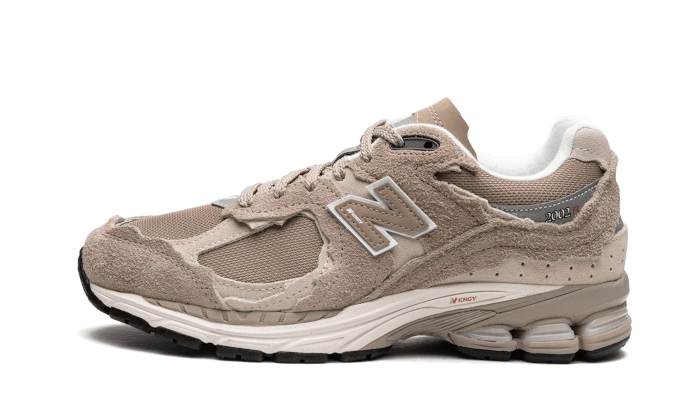 New Balance 2002R Protection Pack Beige