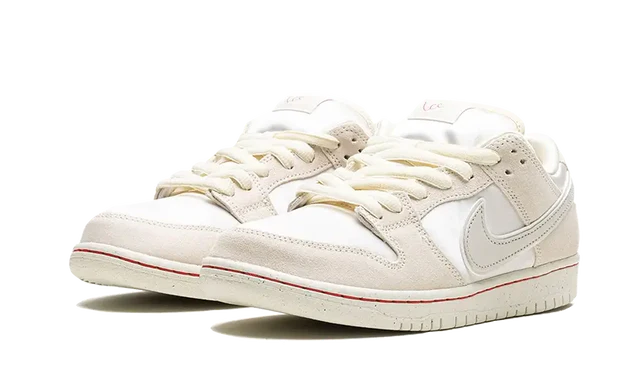 Nike Sb Dunk Low City of Love Light Bone