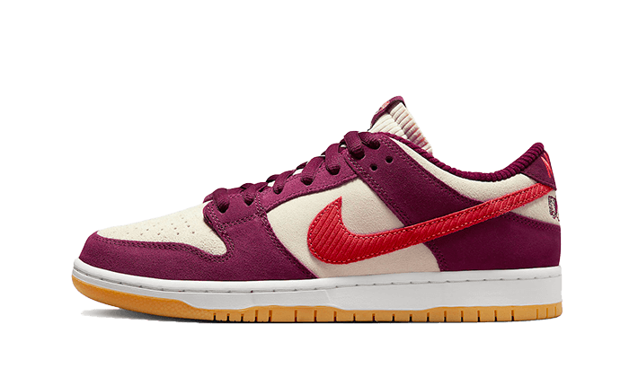 Nike SB Dunk Low Skate Like a Girl